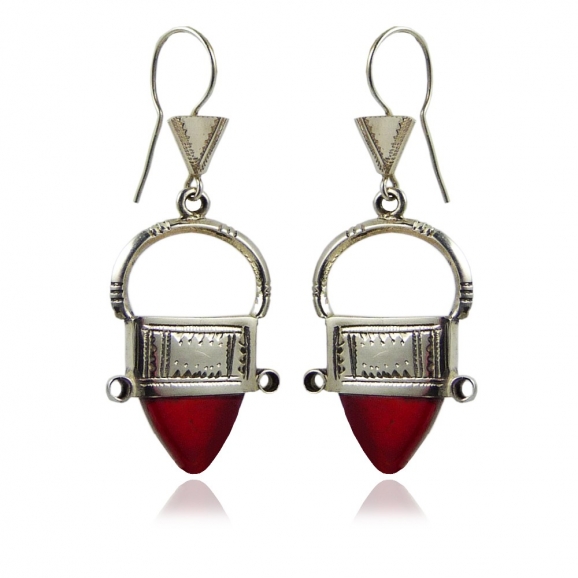 Boucles d'oreilles en argent style ethnique touareg en verre rouge
