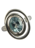 Bague moderne en pierre topaze bleue